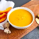 Kuerbis_Creme_Suppe_angerichtet.webp
